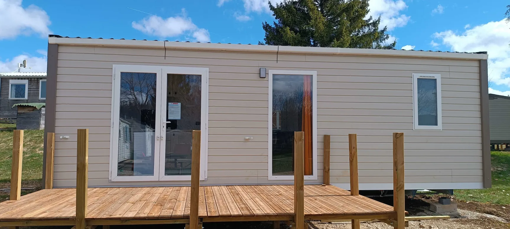 Le mobil-home 18 m² avec sa terrasse